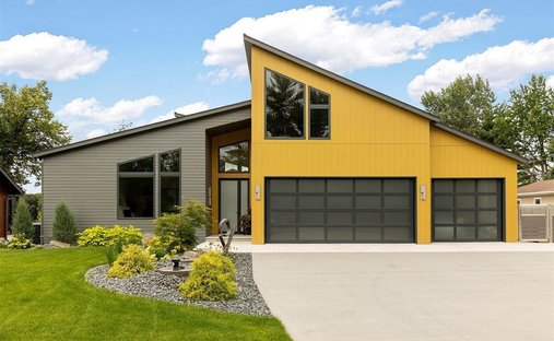 House in Chippewa Falls, Wisconsin, United States 1