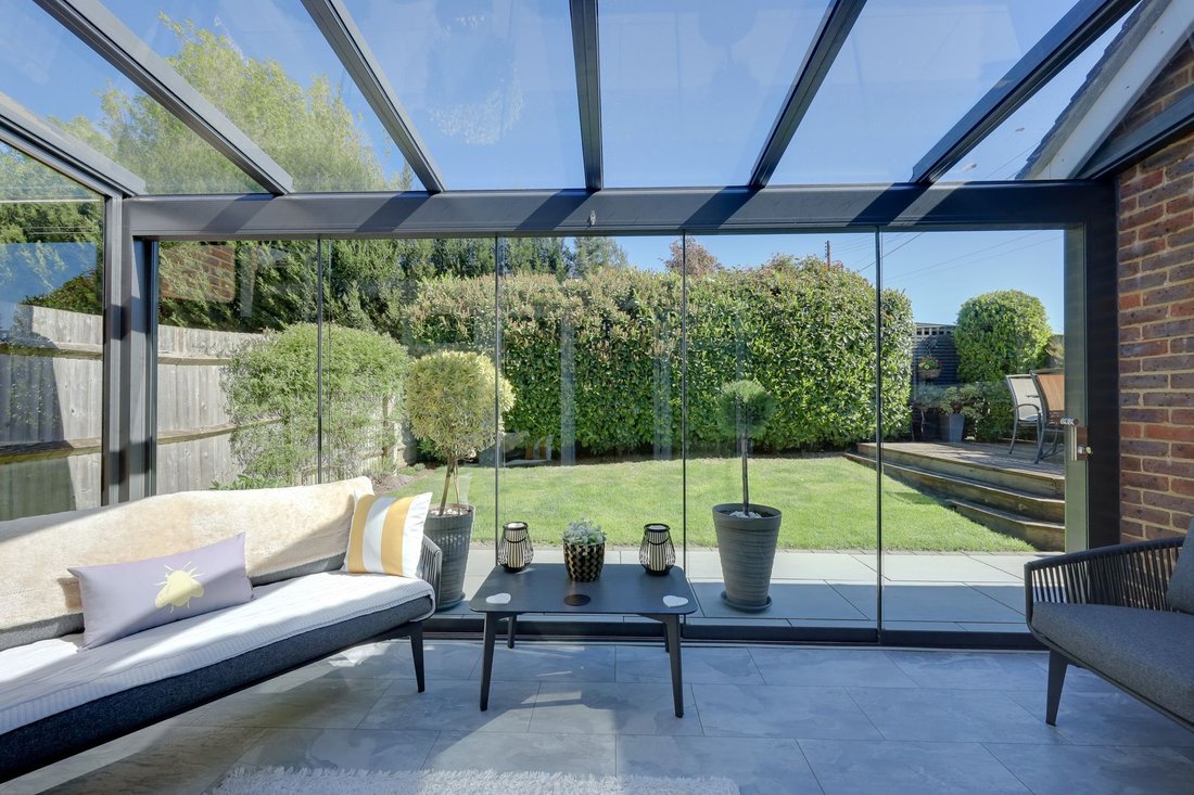 House in Burgess Hill, England 4 - 17949165
