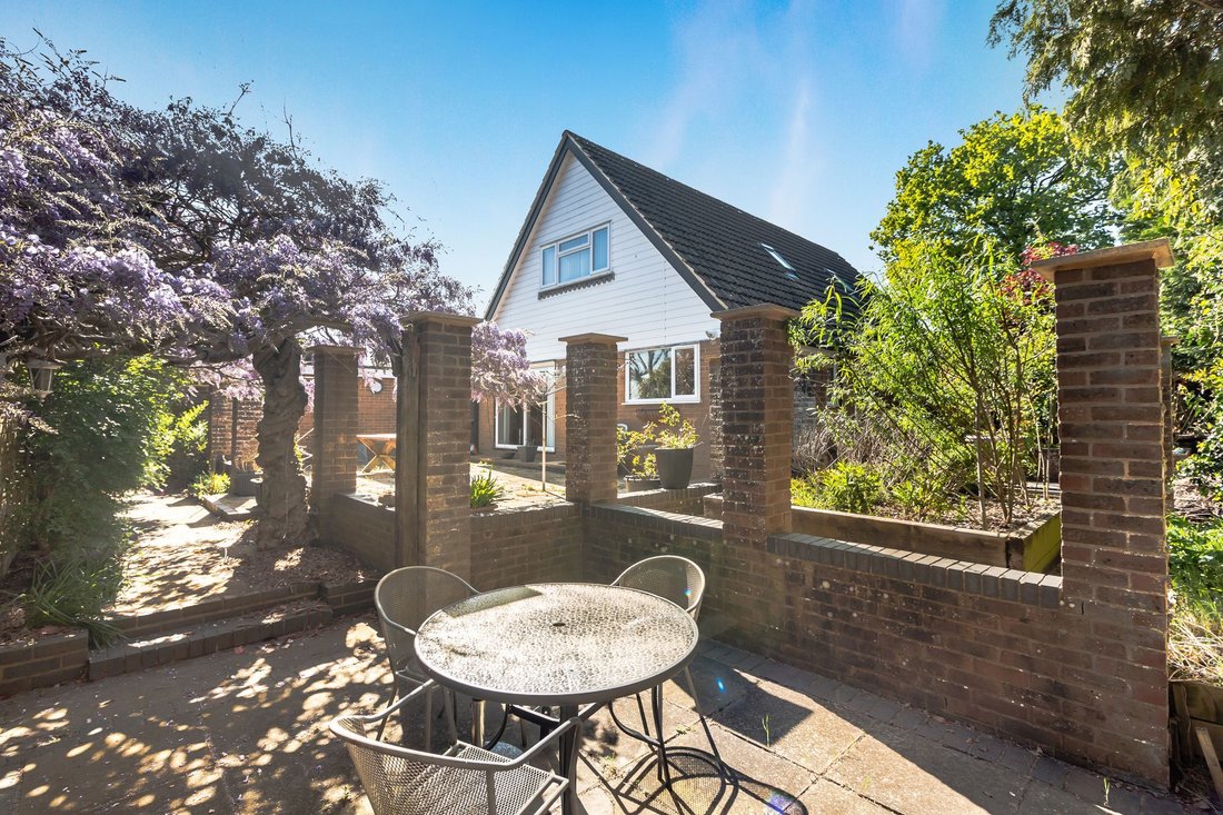 House in Ridgewood, Uckfield, England 1 - 17342794