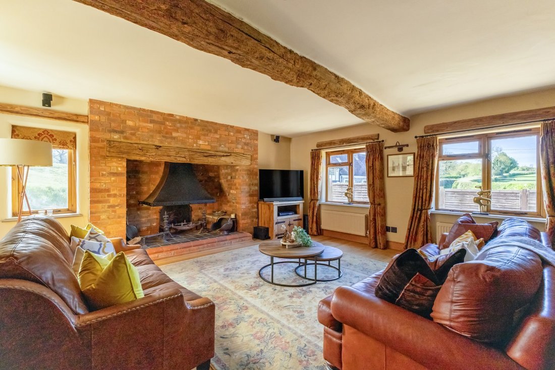 House in Flamstead, England 4 - 17947607