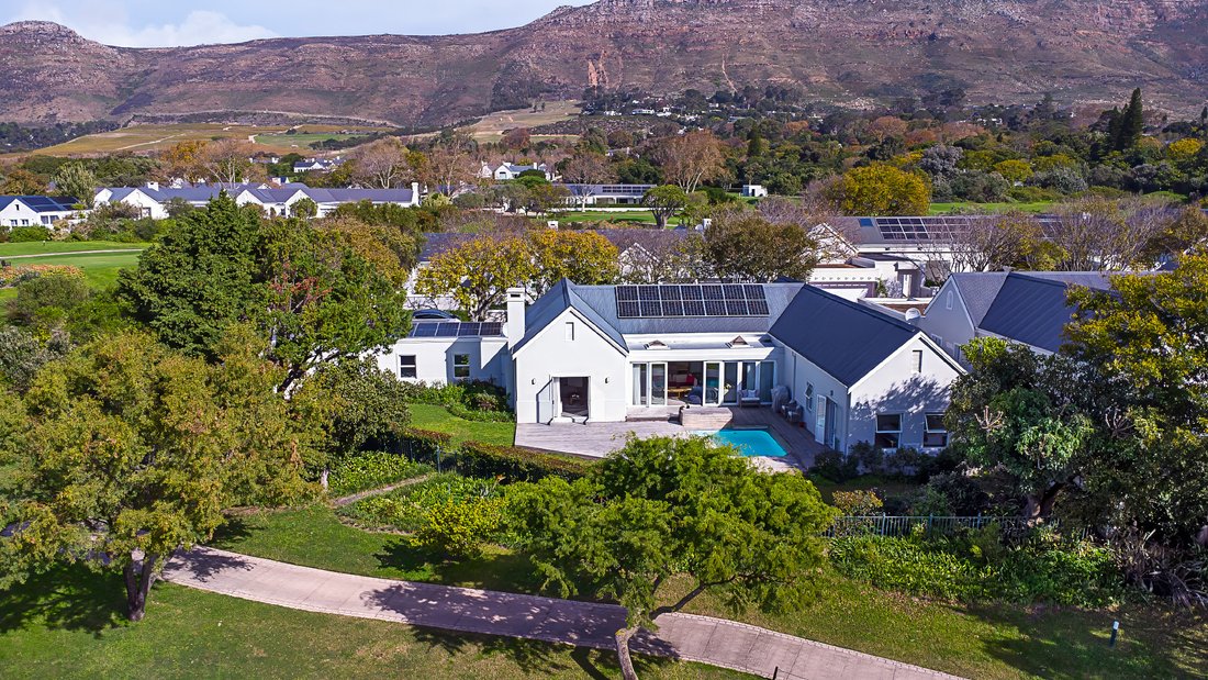 House in Steenberg Estate, Cape Town, Western Cape 2 - 17949714