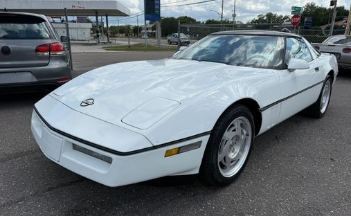 1990 Chevrolet Corvette Base 2D Coupe in Orlando, FL, United States 1