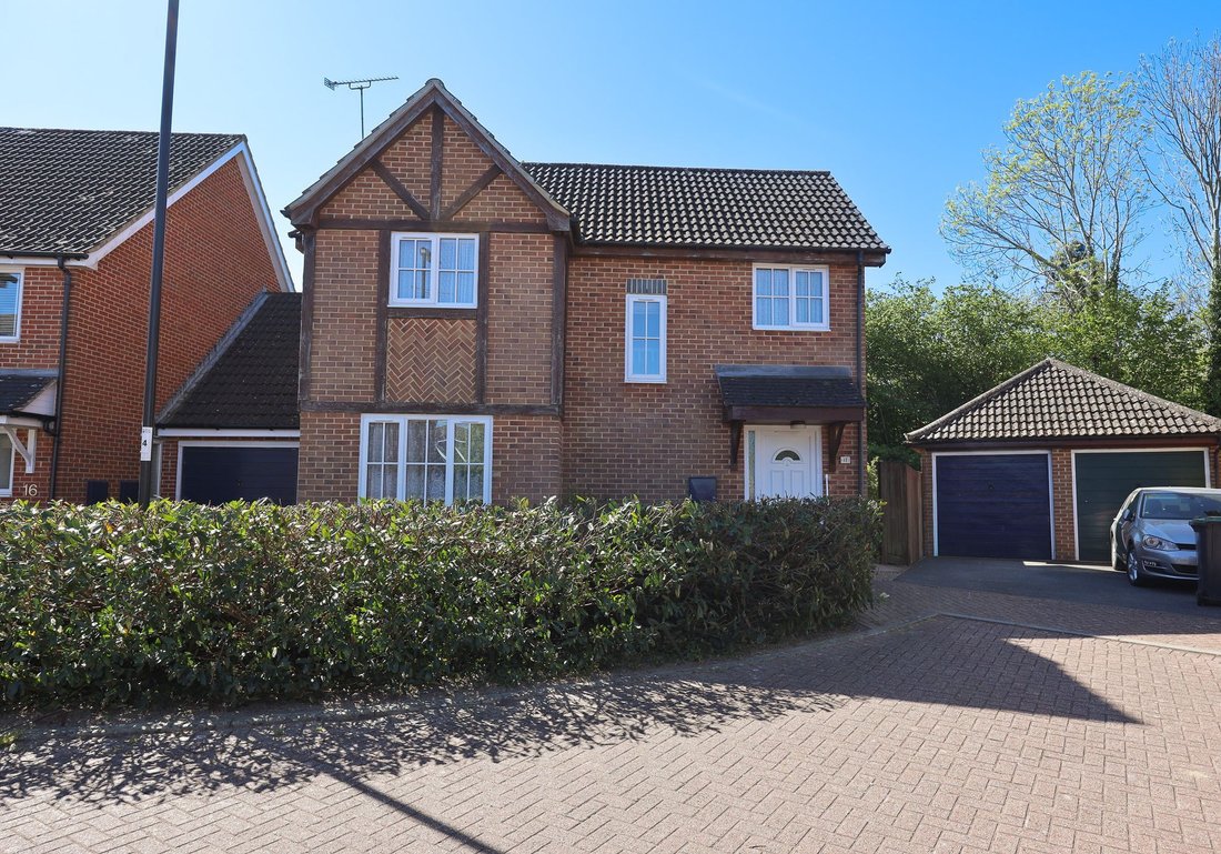 House in Burgess Hill, England 1 - 17948919