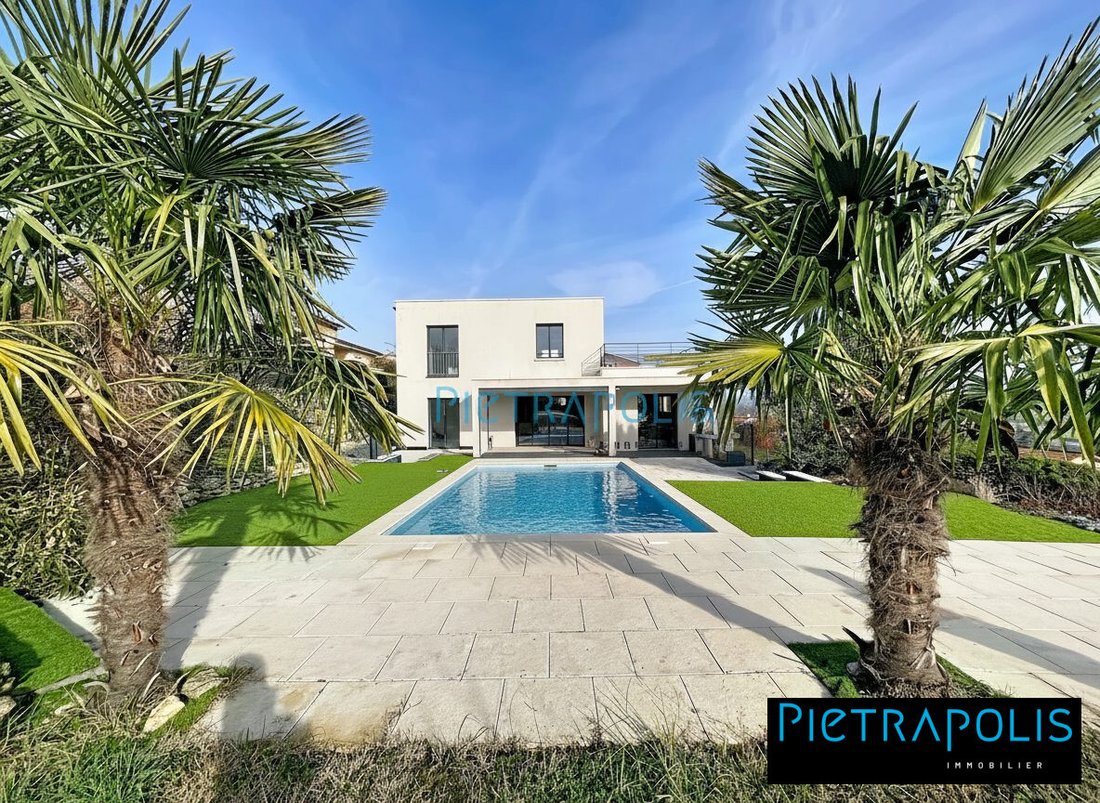 Villa in Anse, Auvergne-Rhône-Alpes, France 1 - 17052841