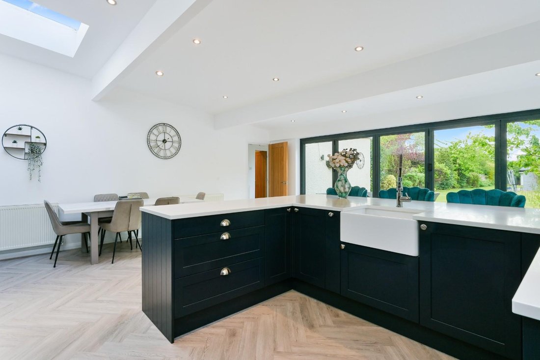House in Chaldon, South Godstone, England 5 - 17951547