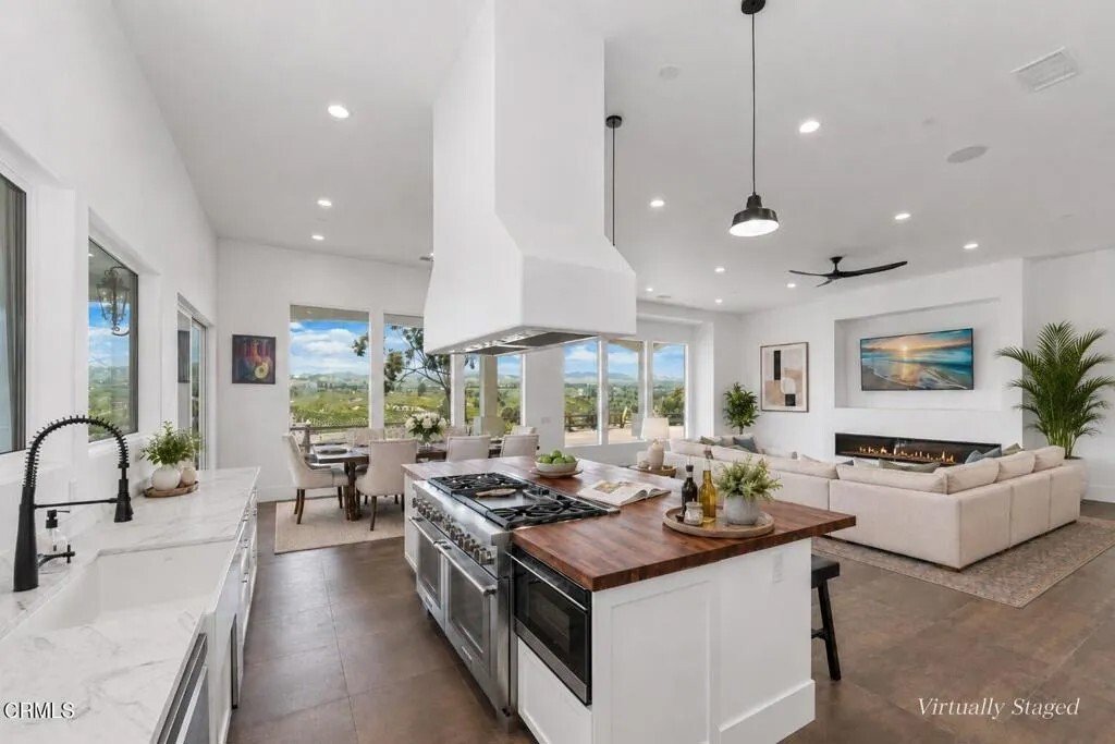 House in Moorpark, California, United States 3 - 17201925
