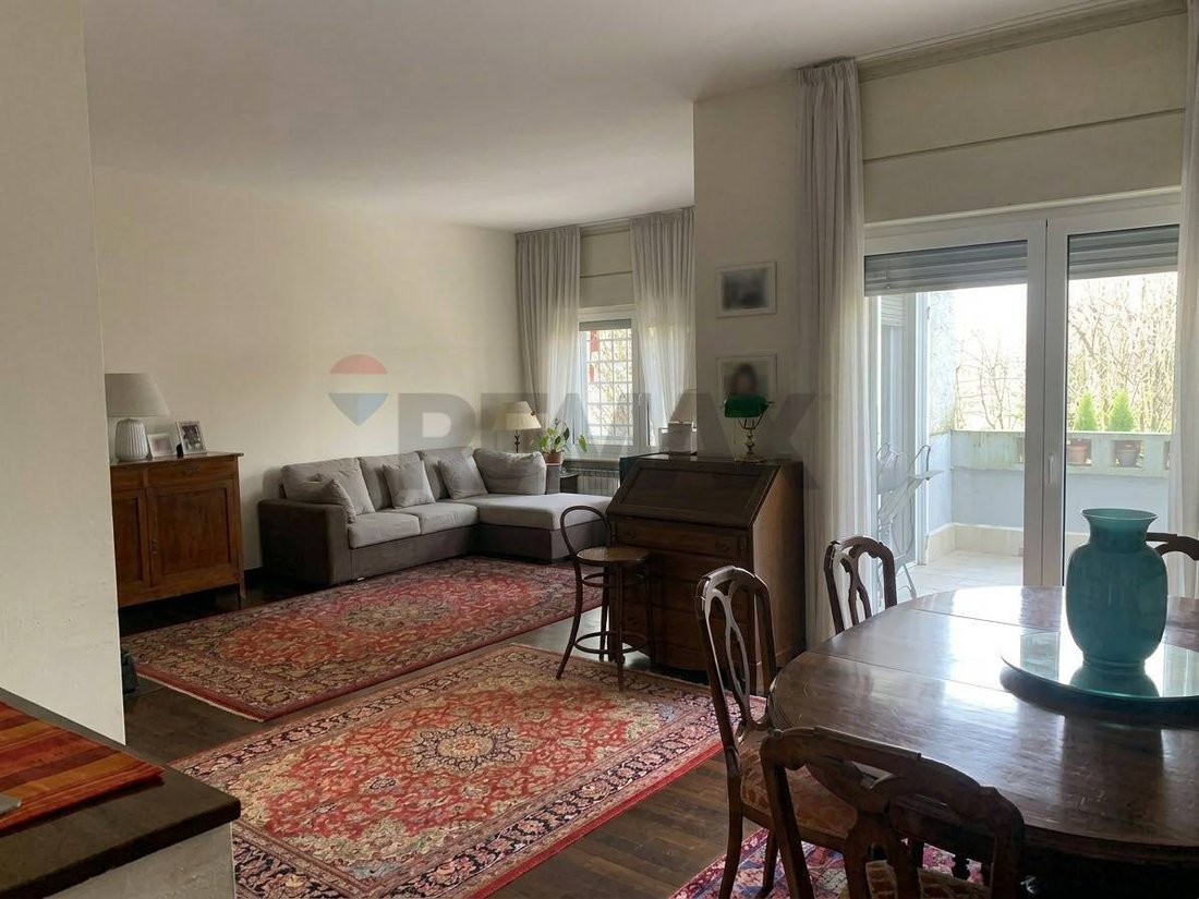 Apartment in Novegro-Tregarezzo, Milano San Felice, Lombardy 2 - 17955238