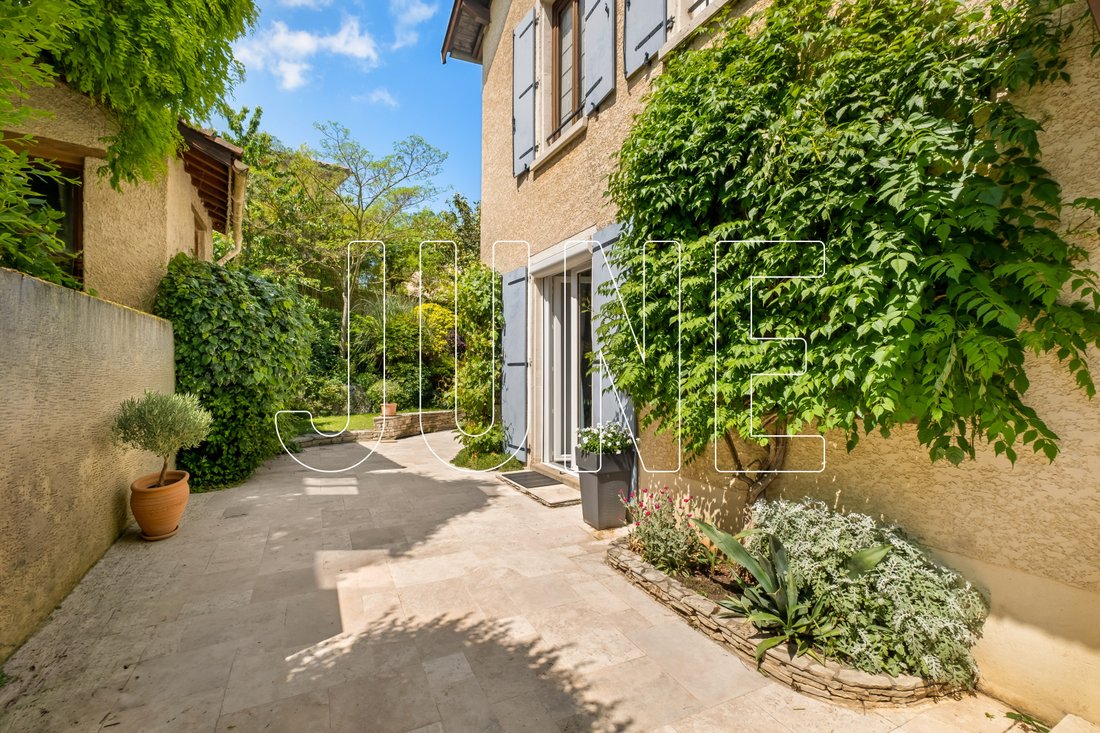 House in Chaponnay, Auvergne-Rhône-Alpes, France 3 - 17952977