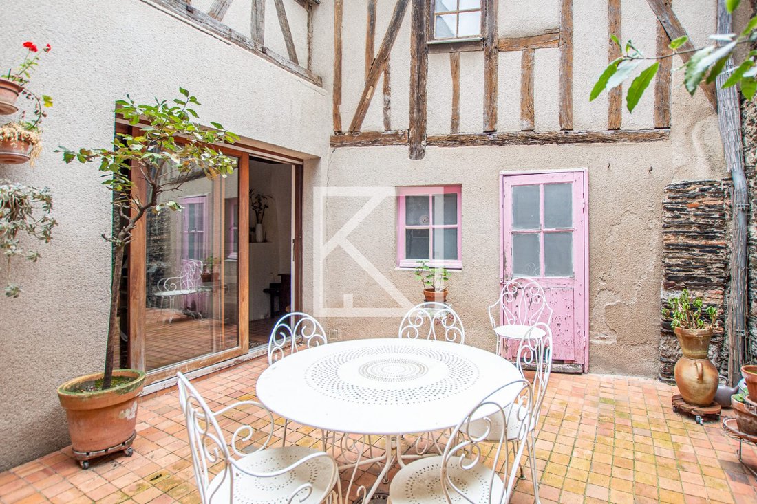 House in Ecouflant, Pays de la Loire, France 1 - 17955443