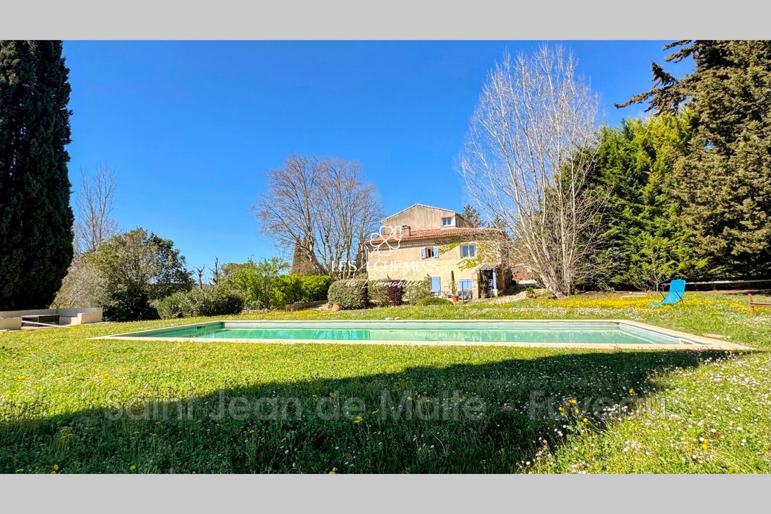 Apartment in Le Tholonet, Provence-Alpes-Côte d'Azur, France 2 - 17948538