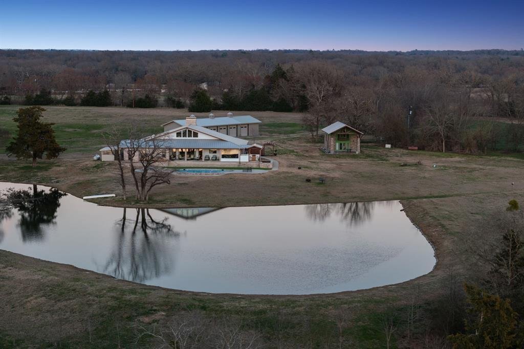 Corps de ferme à Lone Oak, Texas, États-Unis 1 - 17952652