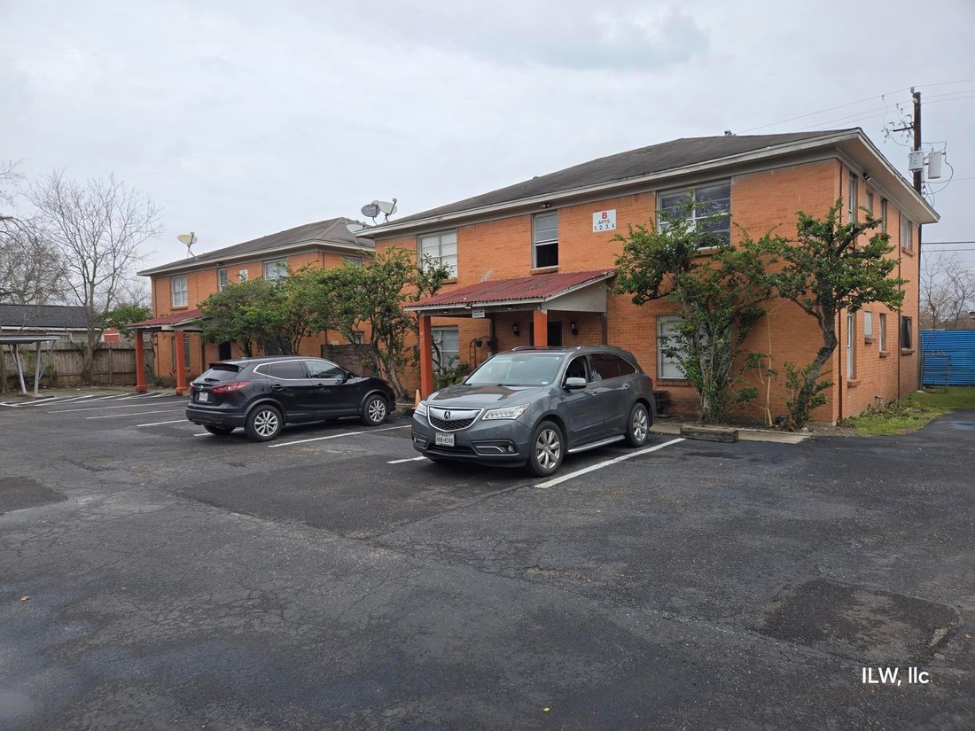 Houston, Texas, United States 4 - 17953026