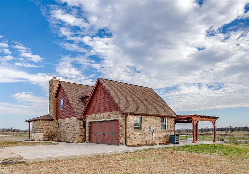 Farm Ranch in Millsap, Texas, United States 4 - 17952474