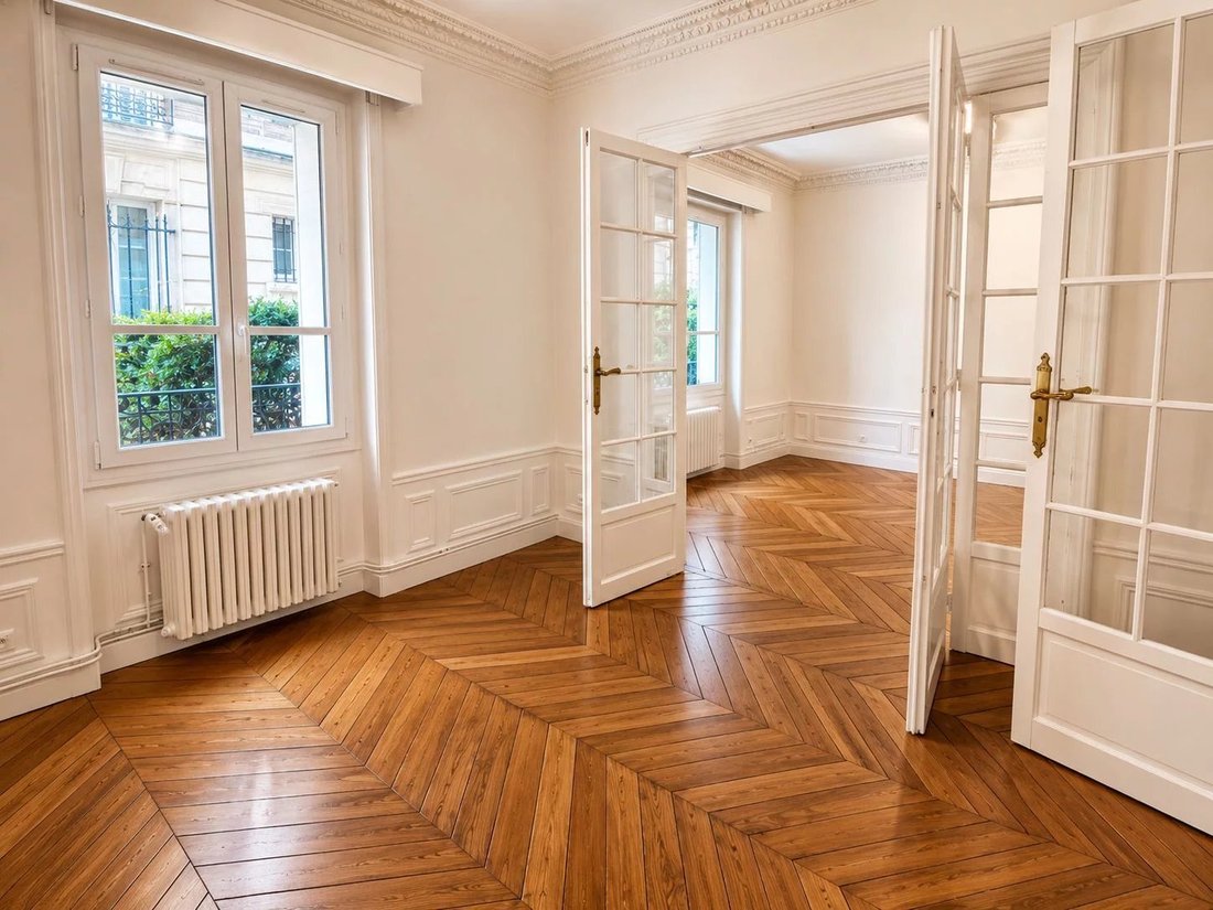 Apartment in La Plaine des Sablons, Neuilly-sur-Seine, France 1 - 17947588