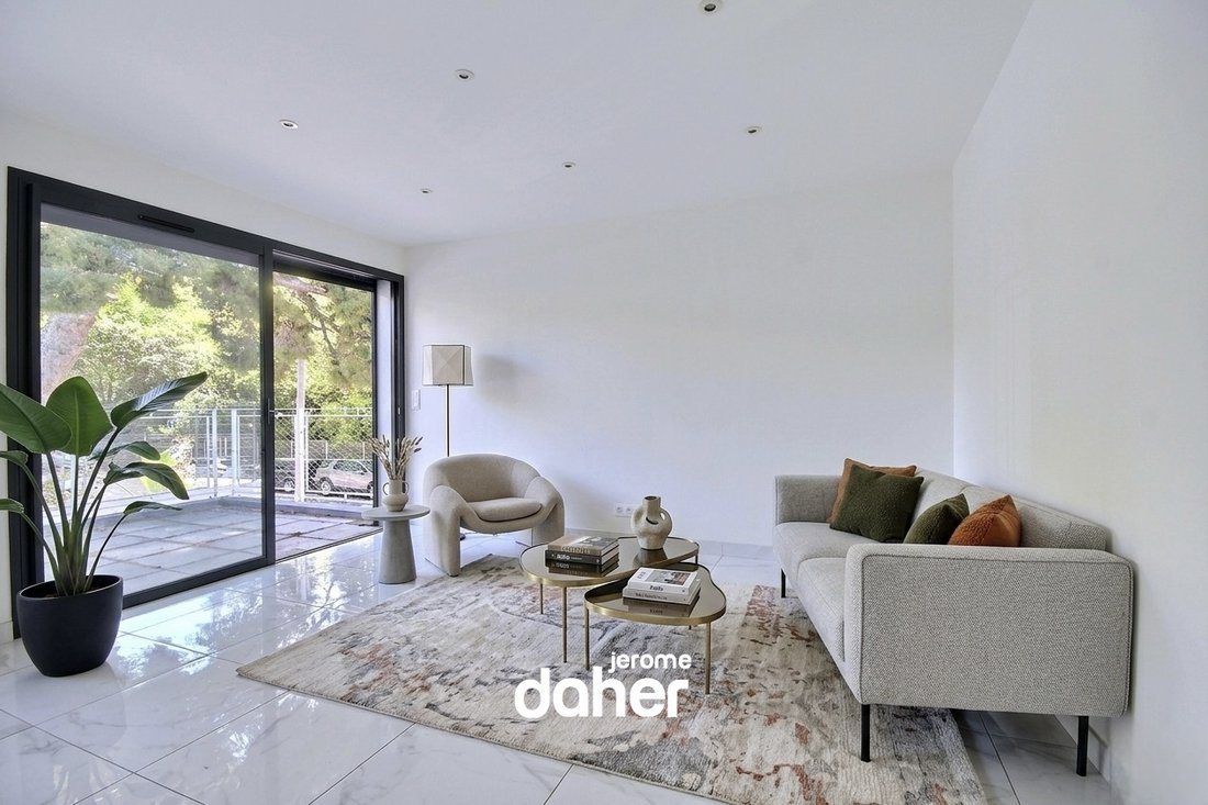 Apartment in Saint Marthe, Marseille, Provence-Alpes-Côte d'Azur 3 - 17948028
