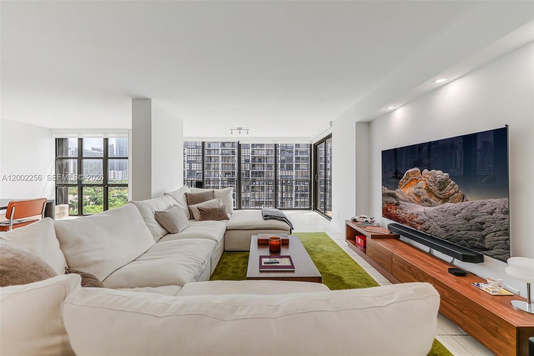 Condo in Miami, Florida, United States 3 - 17781361