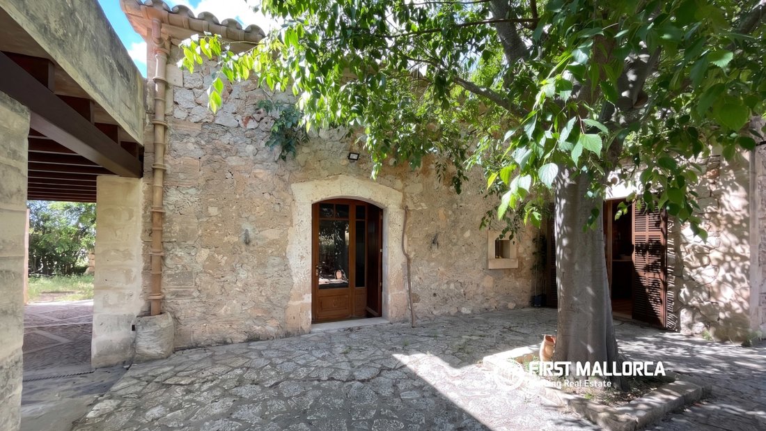 Finca in Sineu, Balearic Islands, Spain 1 - 17954127