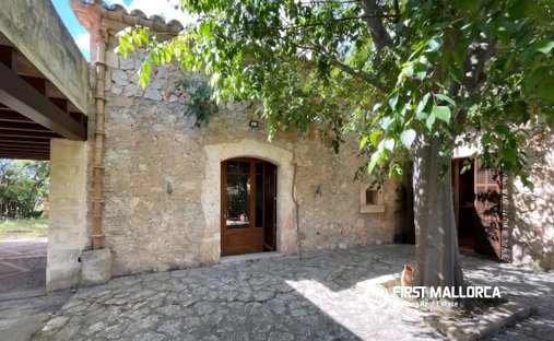 Finca in Sineu, Balearic Islands, Spain 1