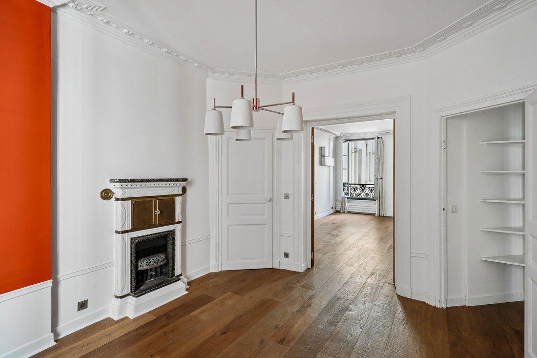 Apartment in Hoche-Friedland, Paris 8e Arrondissement, Paris 1 - 17955541