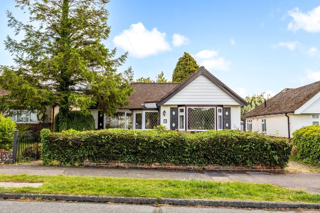 Bungalow in Hassocks, England 1 - 17949330