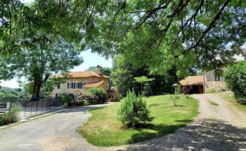 Magnificent Medieval Castle Overlooking The Lot Valley, With Swimming Pool, Outbuildings, Near Figea