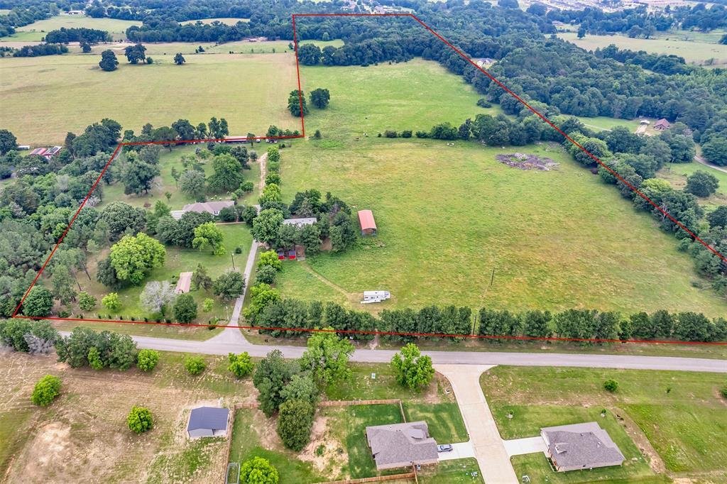 Farm Ranch in Tyler, Texas, United States 2 - 17952766