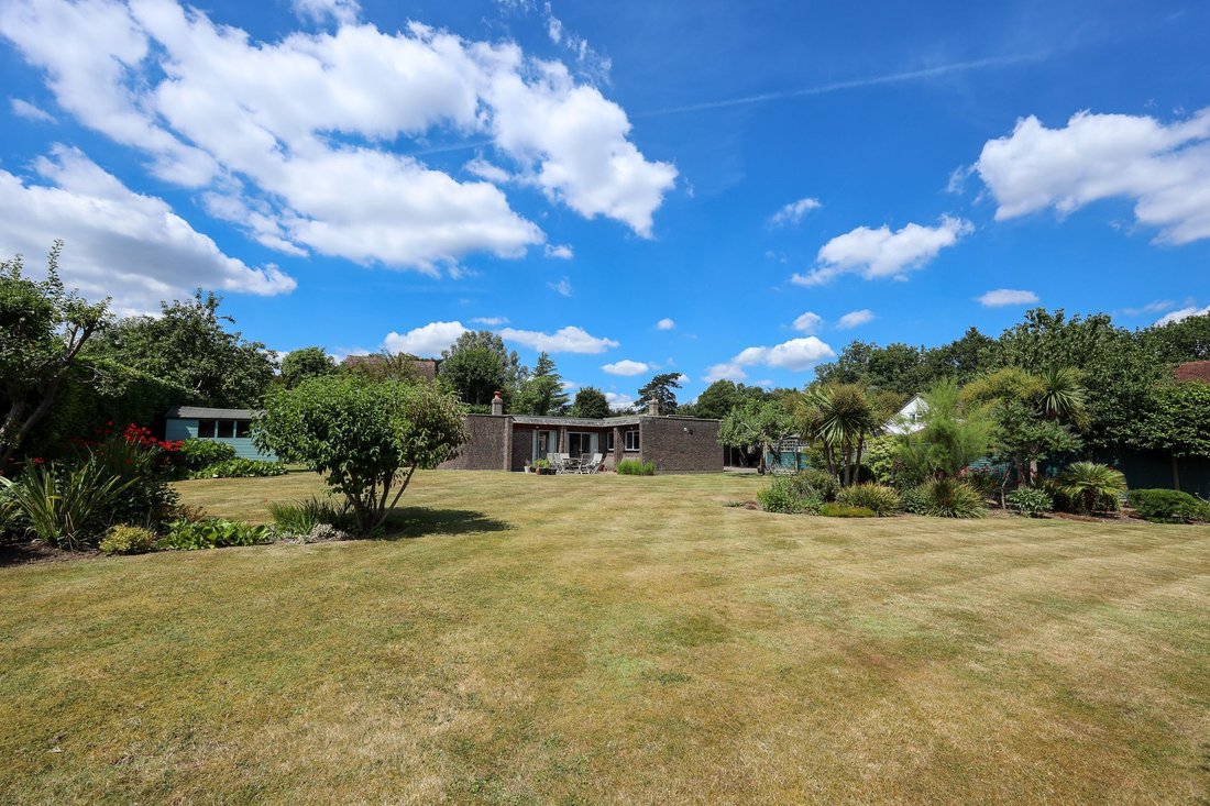 Bungalow in Hurstpierpoint, England 2 - 17948988