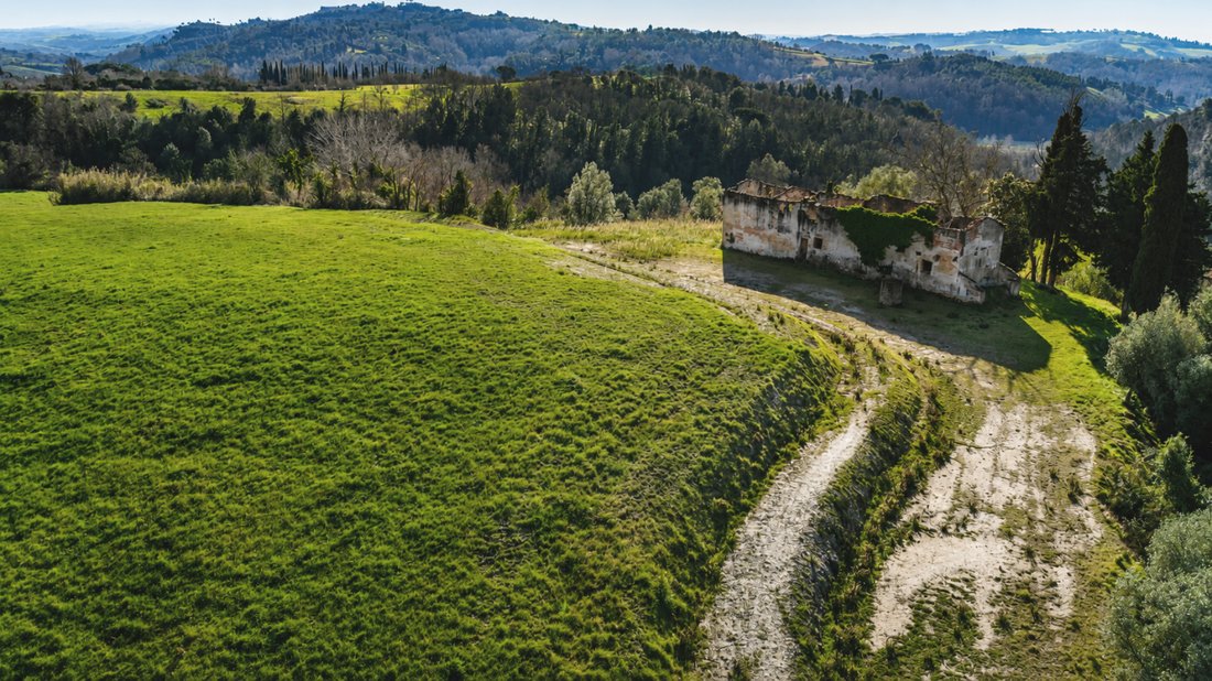 Country House in Palaia, Tuscany, Italy 2 - 17952352