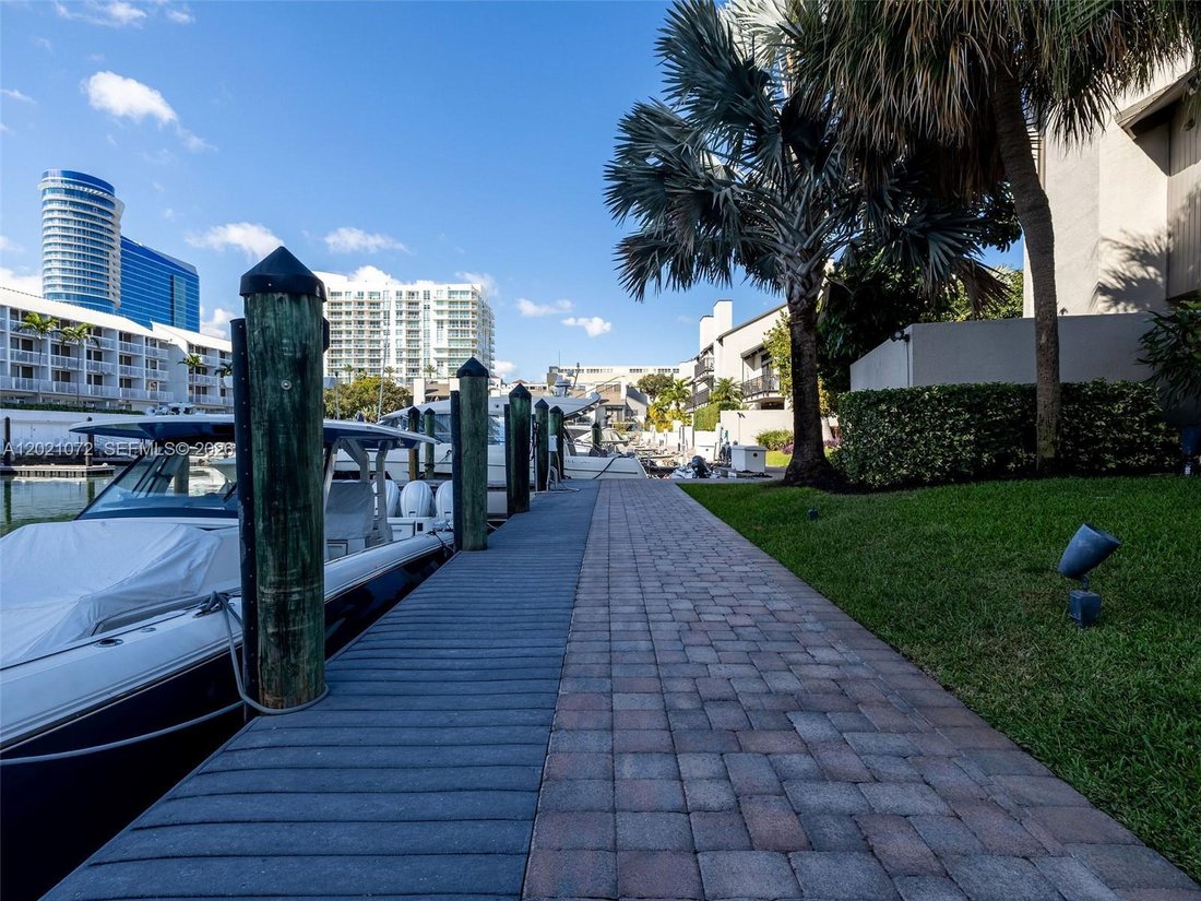 Townhouse in Fort Lauderdale, Florida, United States 5 - 17953311