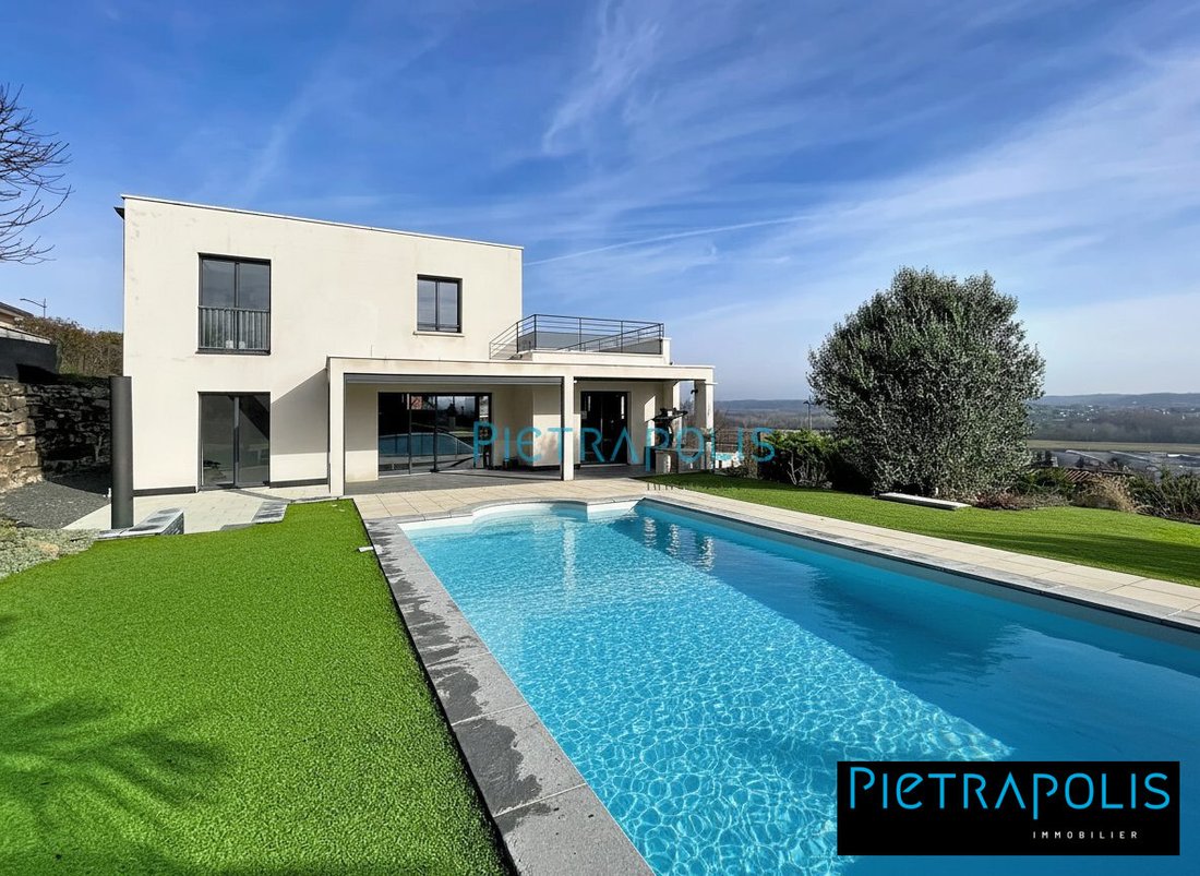 Villa in Anse, Auvergne-Rhône-Alpes, France 3 - 17052841