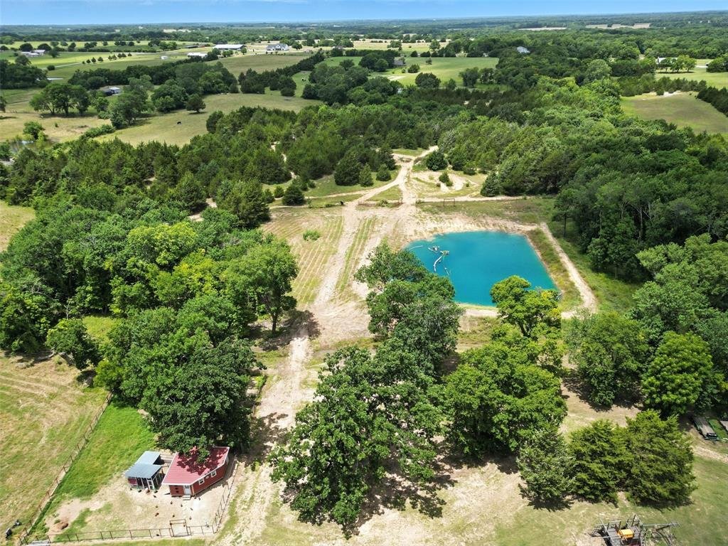 Farm Ranch in Bonham, Texas, United States 1 - 17952359