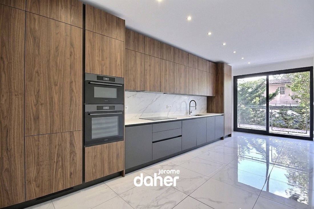 Apartment in Saint Marthe, Marseille, Provence-Alpes-Côte d'Azur 5 - 17948028