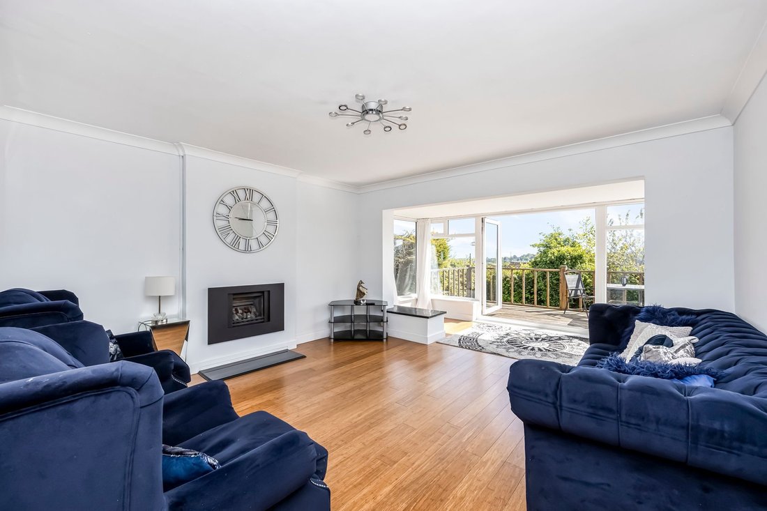 Bungalow in Brighton, England 5 - 17949195