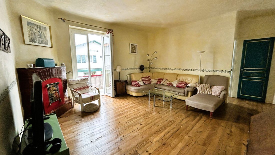 Apartment in Mendi-Choko-Karrikatxar-Olhette, Urrugne, France 2 - 17953091