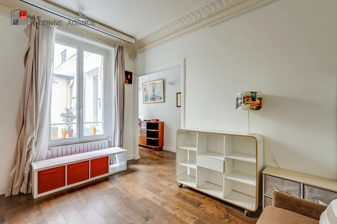 Apartment in Hoche-Friedland, Paris 8e Arrondissement, Paris 4 - 17948728