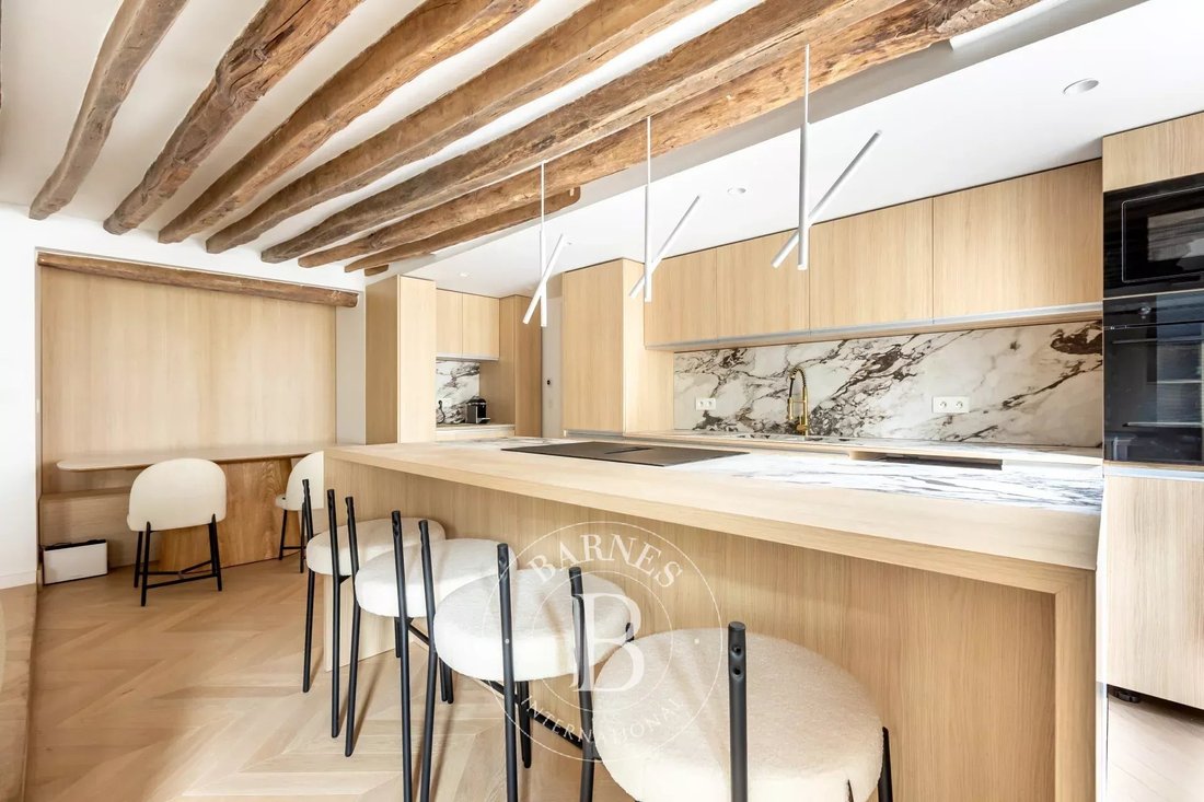 Apartment in Mairie, Paris 8e Arrondissement, Paris 4 - 17520583
