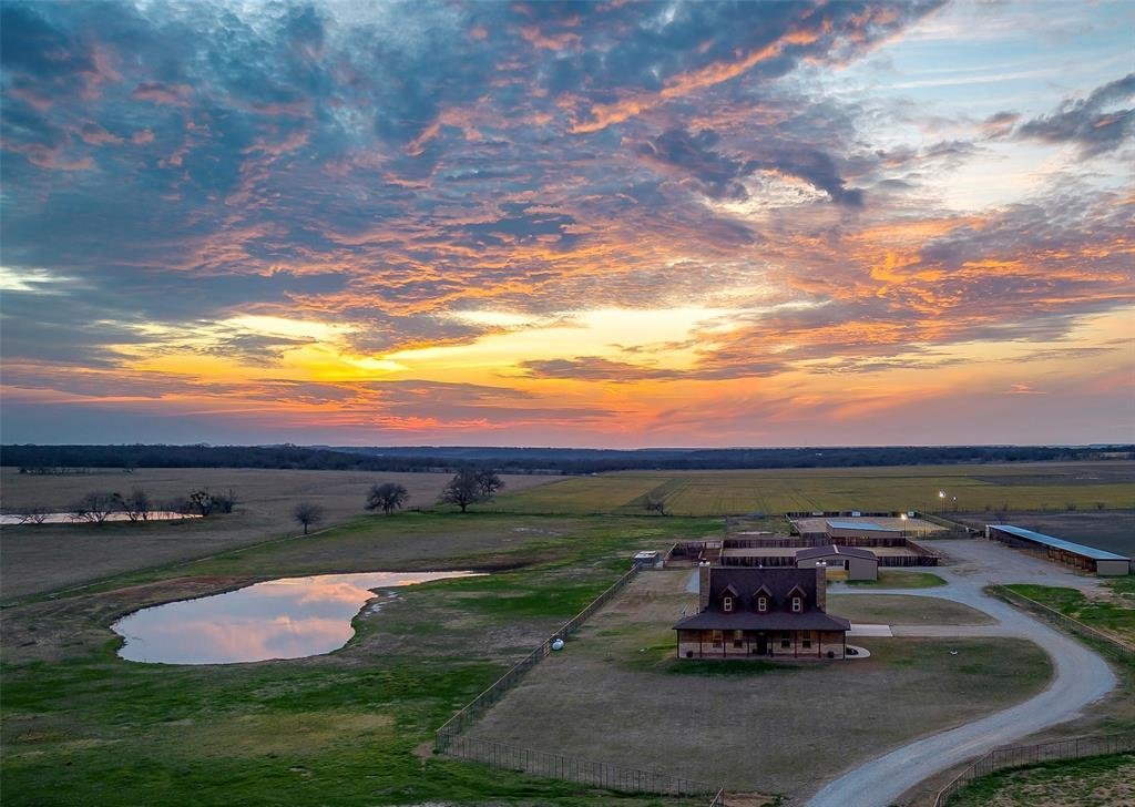 Farm Ranch in Millsap, Texas, United States 1 - 17952474
