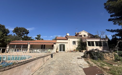 Villa in Saint-Cyr-sur-Mer, Provence-Alpes-Côte d'Azur, Frankreich 1