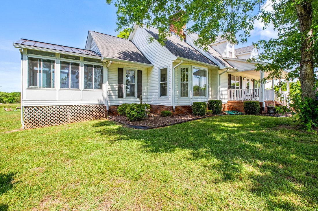 House in Belfast, Tennessee, United States 3 - 17953394