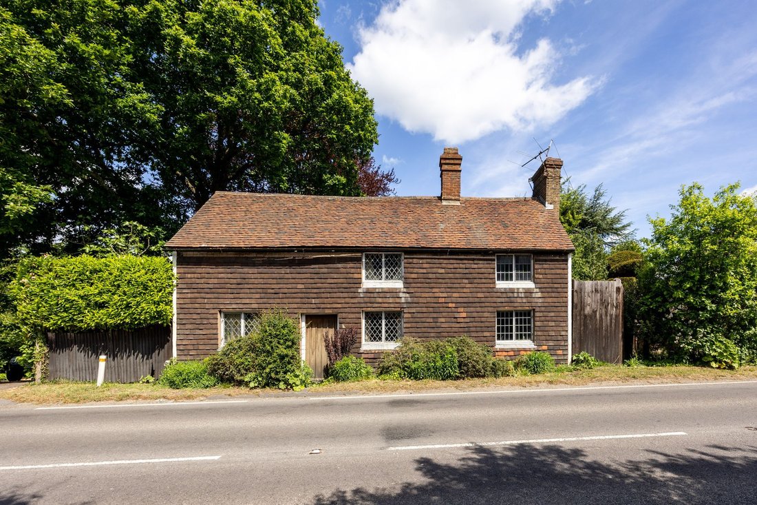 House in Newick, England 1 - 17948704