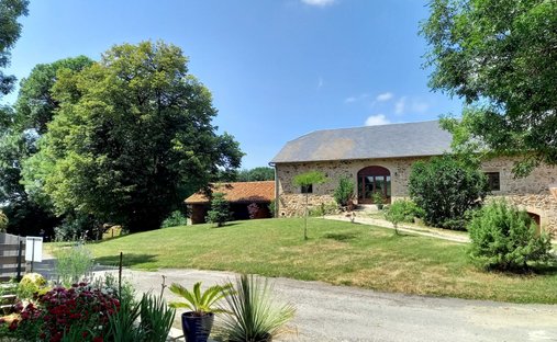 Magnificent Medieval Castle Overlooking The Lot Valley, With Swimming Pool, Outbuildings, Near Figea
