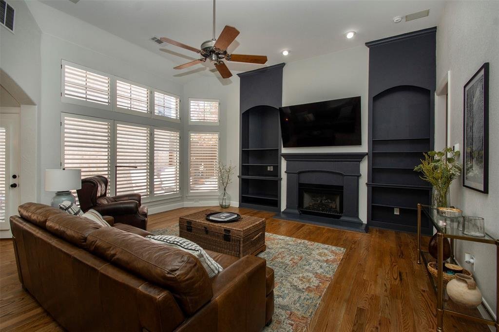 House in Frisco, Texas, United States 4 - 17952657