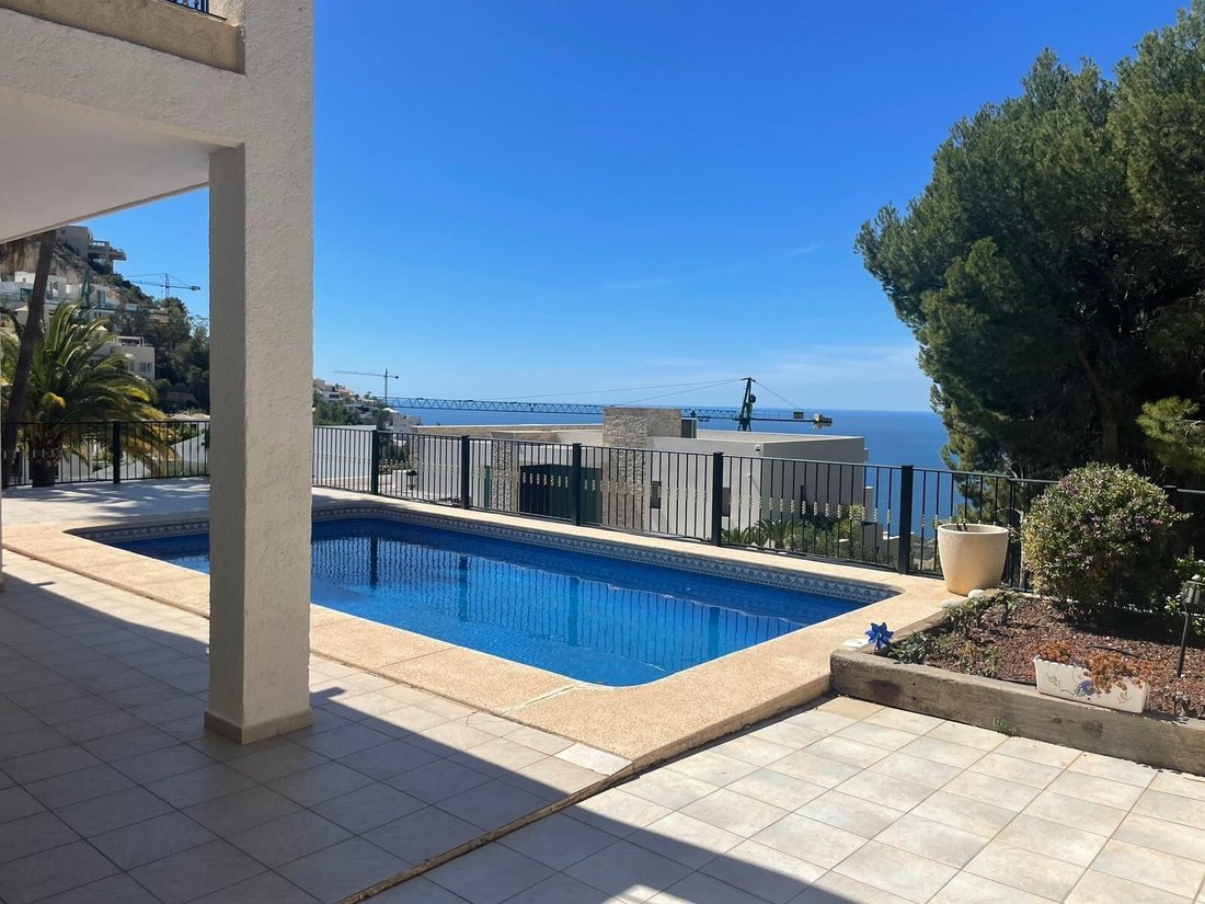 Villa in Zona de Mascarat, Valencian Community, Spain 3 - 17954401