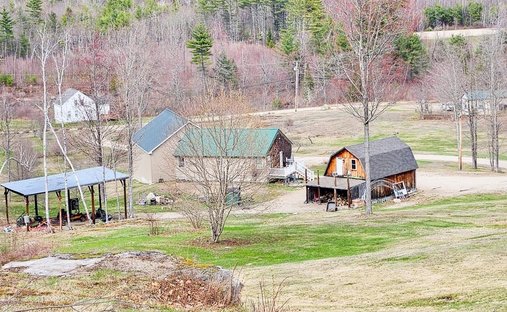 House in Brookfield, New Hampshire, United States 1