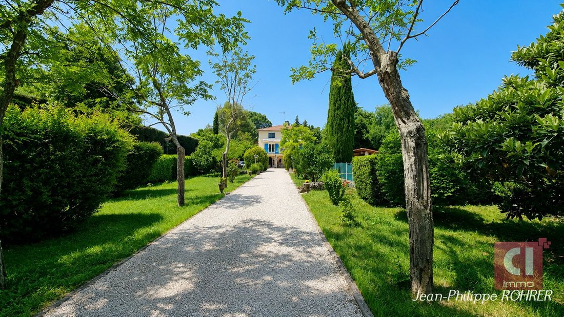 House in Besse-sur-Issole, Provence-Alpes-Côte d'Azur, France 1 - 17953108