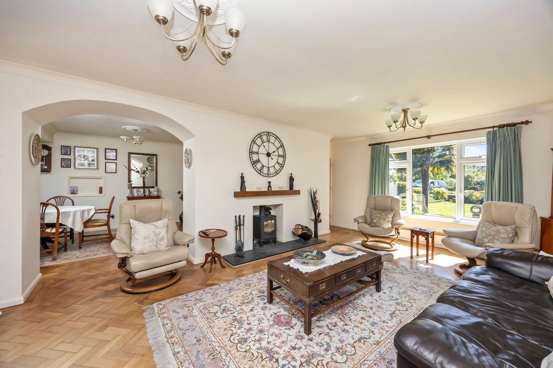 House in Balcombe, England 2 - 17948779
