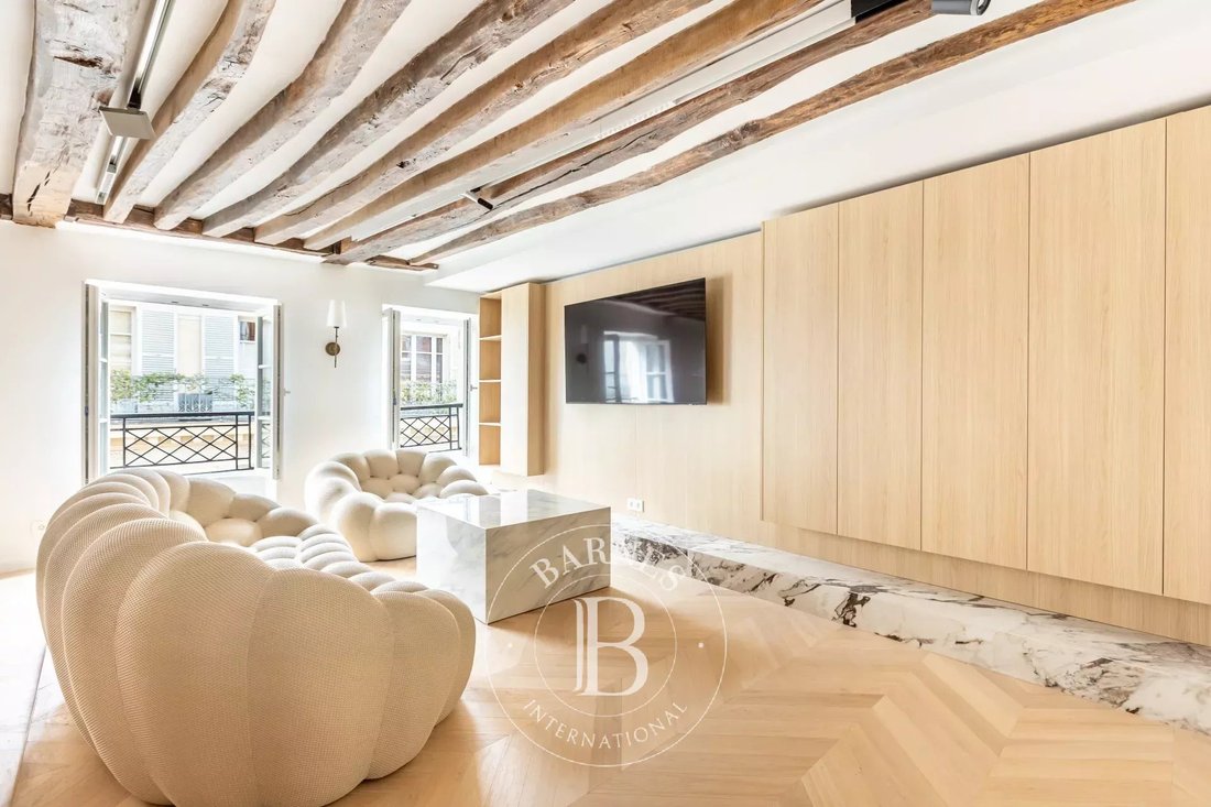 Apartment in Mairie, Paris 8e Arrondissement, Paris 5 - 17520583