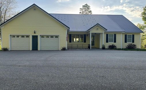 House in Cornish, Maine, United States 1