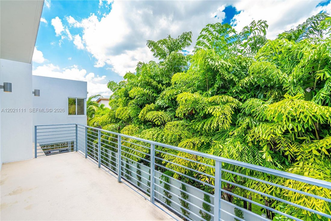 House in Doral, Florida, United States 5 - 17953298
