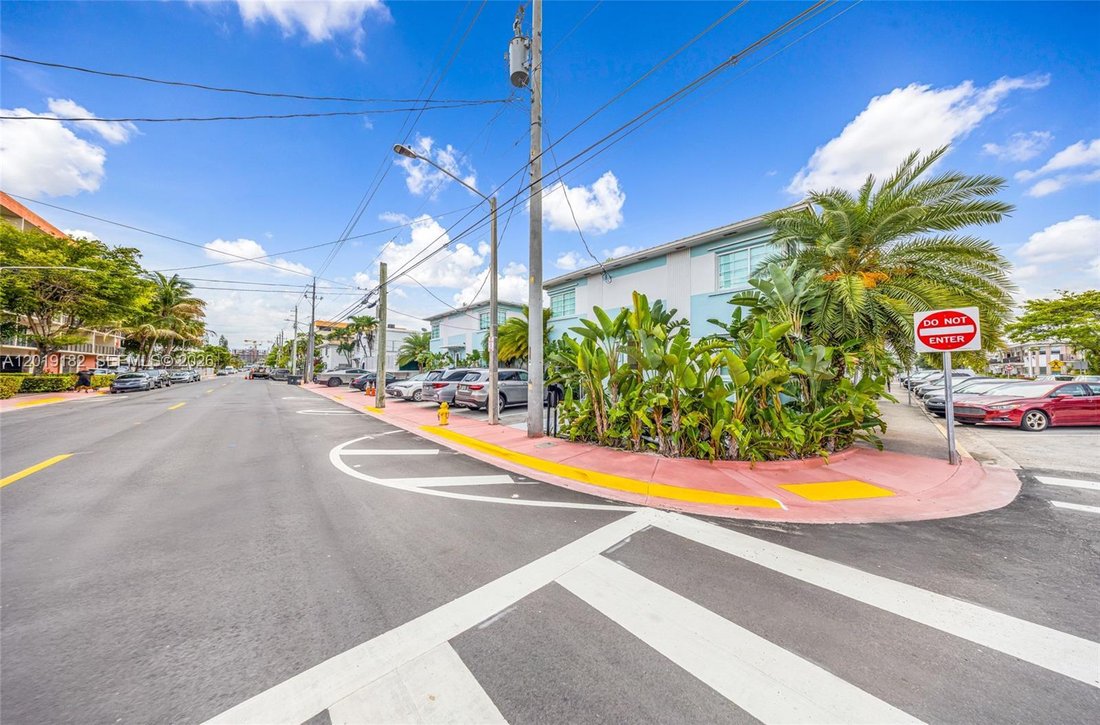 Miami Beach, Florida, United States 3 - 17953310